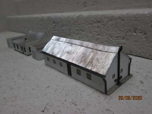 N SCALE : SAR STYLE BUILDINGS X4