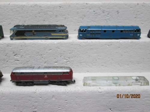 N SCALE :  LARGE SCRAP YARD