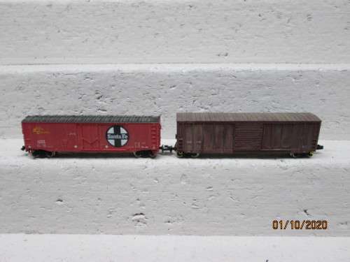 N SCALE : X2 AMERICAN BOX CARS