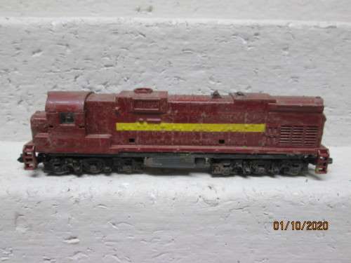 N SCALE : SAR BROWN DIESEL LOCOMOTIVE (PAINTED IN SAR COLOURS)