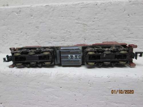 N SCALE : SAR BROWN DIESEL LOCOMOTIVE (PAINTED IN SAR COLOURS)