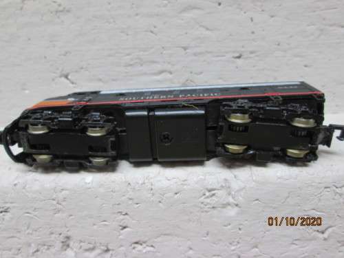 N SCALE : BACHMANN SOUTHER PACIFIC DIESEL LOCOMOTIVES - BOXED