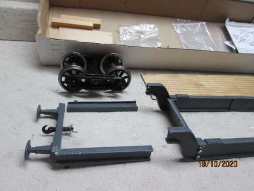 G SCALE : TENMILLE : GWR LOW LOADER WAGON (CROCODILE H) KIT - BOXED