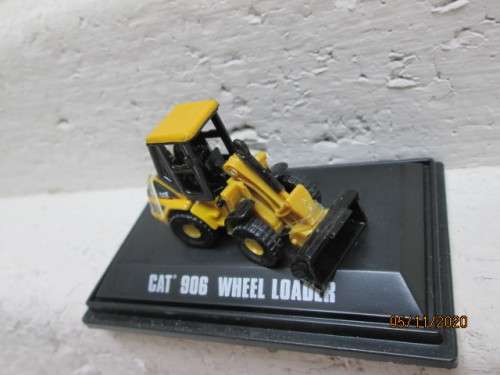 CONTRUCTION MINI'S : CAT 906 WHEEL LOADER - BOXED