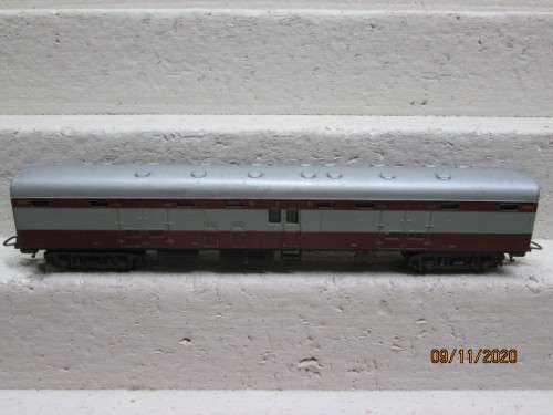 HO SCALE : LIMA SAR : TRANSKAROO BAGGAGE CAR