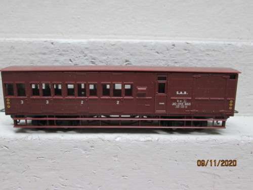 HO SCALE : LIMA SAR : V8 GUARDS VAN - BOXED