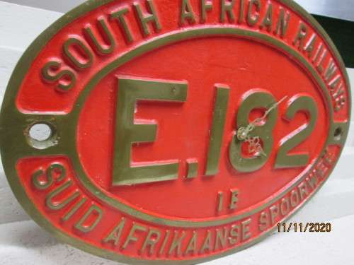 SOUTH AFRICAN RAILWAYS - LOCOMOTIVE PLATE