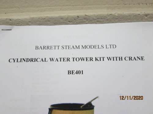 GAUGE 1 : BARRETT STEAM MODELS LTD : CYLINDRICAL WATER TOWER KIT WITH CRANE - KIT