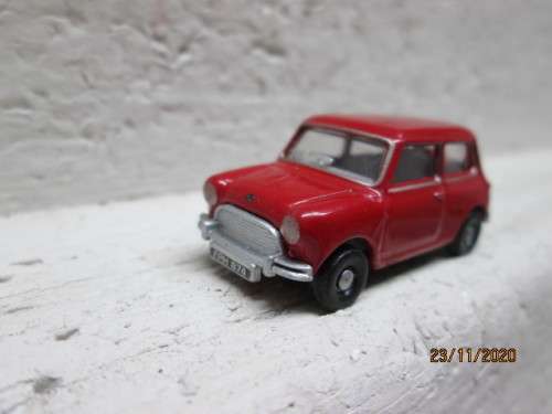 OO SCALE : OXFORD : RED MINI