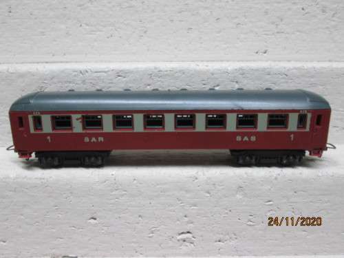 HO SCALE : LIMA : SAR ORANGE EXPRESS FIRST CLASS COACH