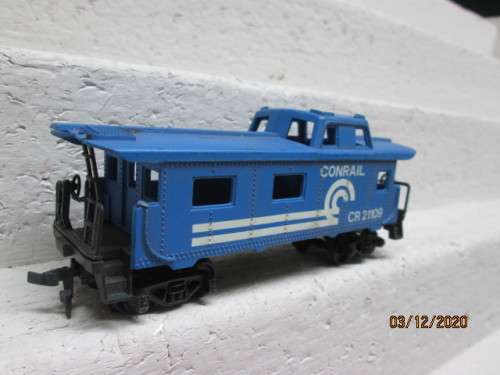 HO SCALE : CTC : CONRAIL - CABOOSE