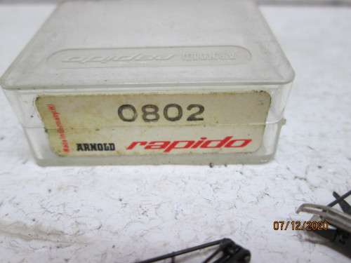N SCALE : ARNOLD RAPIDO : SINGLE ARM PANTOGRAPH - X1 PAIR - BOXED