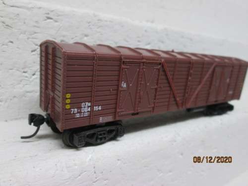 HO SCALE : LIMA SAR : BROWN OZ BOX CAR