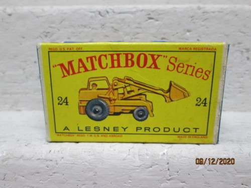 MATCHBOX SERIES : NO:24 HYDRAULIC EXCAVATOR - BOX ONLY