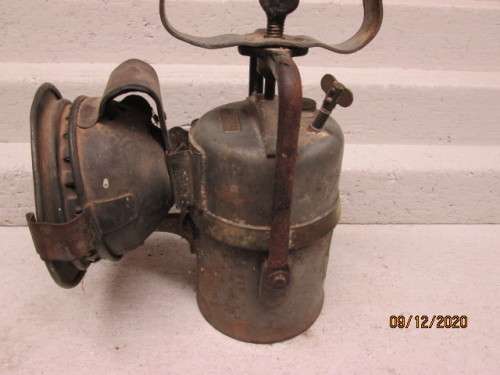 ANTIQUE SAR LAMP - (CRESTLLA ENGINEERING)