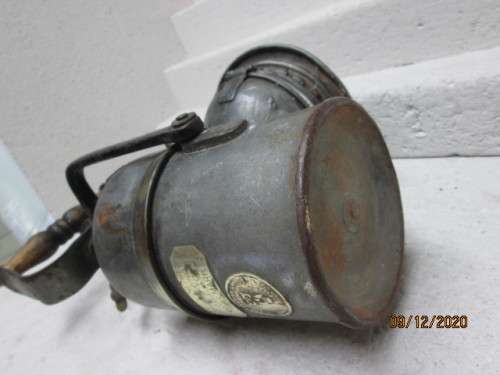 ANTIQUE SAR LAMP - (CRESTLLA ENGINEERING)