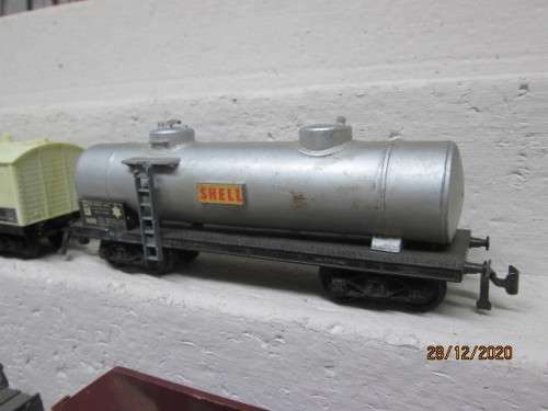 HO SCALE : JOUEF : X4 GOODS WAGONS