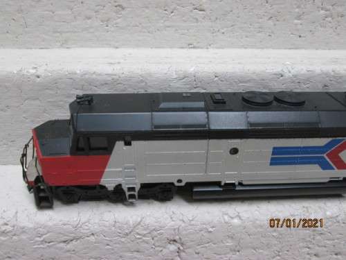 HO SCALE : ATHEARN : AMTRAK DIESEL LOCOMOTIVE