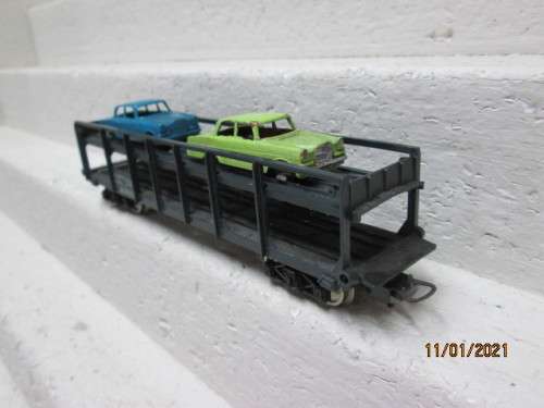 HO SCALE : JOUEF : SNCF CAR CARRIER