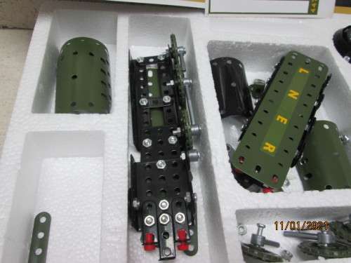 HANYE METAL MODELS - METAL BUILDING BLOCK TOYS - FLYING SCOTSMAN