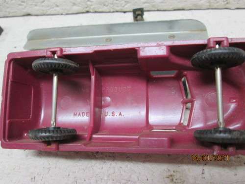 S SCALE : AMERICAN FLYER : AUTOMOBILE UNLOADING CAR