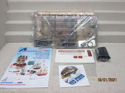 1:22 SCALE :  SAN FRANCISCO'S CABLE CAR KIT - BOXED