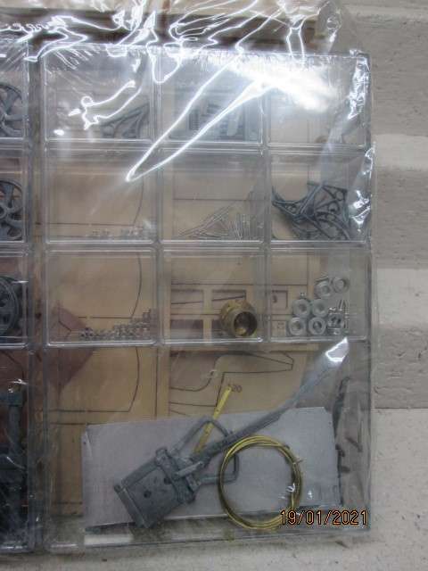 1:22 SCALE :  SAN FRANCISCO'S CABLE CAR KIT - BOXED