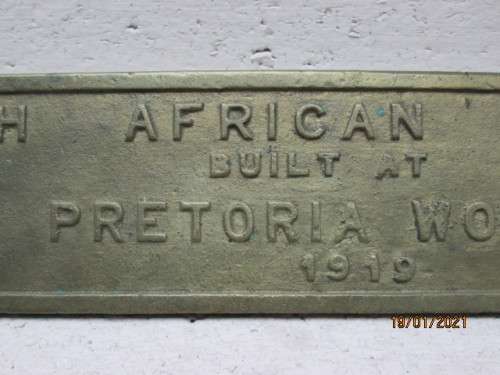 SOUTH AFRICAN RAILWAY - COACH PLATE - 1919 - BUILT IN PRETORIA
