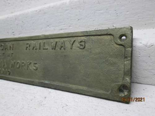 SOUTH AFRICAN RAILWAY - COACH PLATE - 1919 - BUILT IN PRETORIA