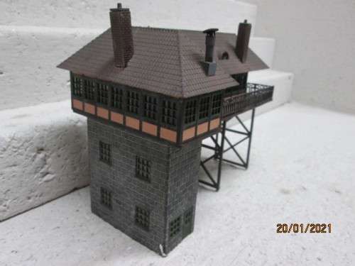 HO SCALE : CONTROL TOWER