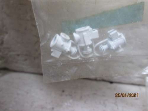 G SCALE : OLD STYLE COUPLINGS - X7 + BITS AND PIECES