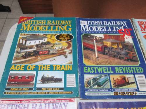 BRITISH RAILWAY MODELLING : MAGAZINES X8