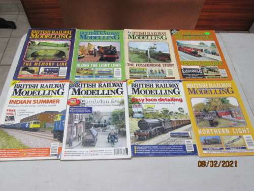 BRITISH RAILWAY MODELLING : MAGAZINES X8