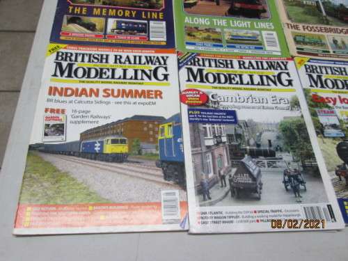 BRITISH RAILWAY MODELLING : MAGAZINES X8