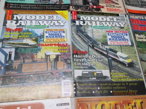 MODEL RAILWAYS : MAGAZINES X11