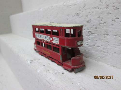 MATCHBOX LESNEY : NO.3 - TRAM BUS