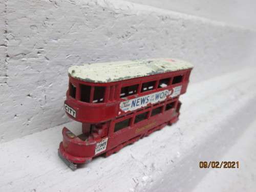 MATCHBOX LESNEY : NO.3 - TRAM BUS