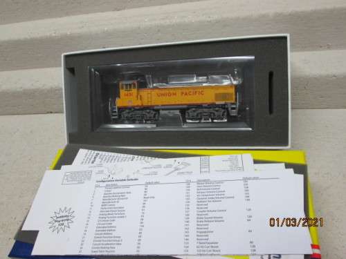 HO SCALE : GENESIS DCC : UNION PACIFIC MP15-AC DIESEL LOCOMOTIVE - BOXED