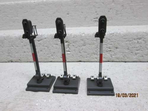 HO/OO SCALE : LIMA :  RAIL ROBOTS - X3