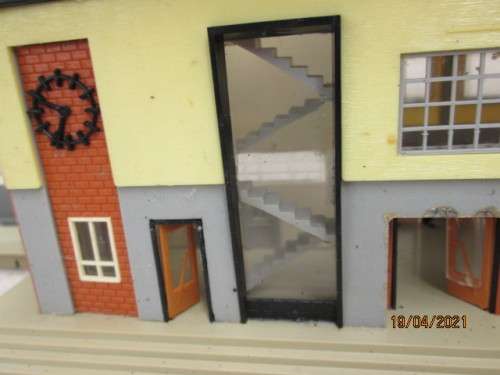 HO SCALE : LARGE STATION BUILDING