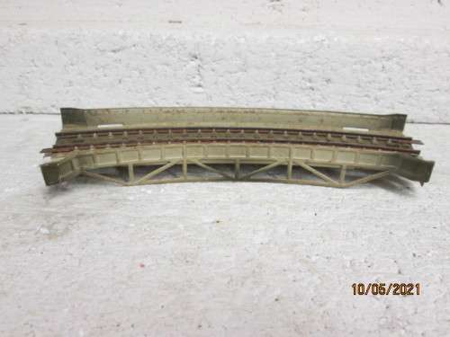 HO SCALE : MARKLIN : M TRACK - CURVED BRIDGE