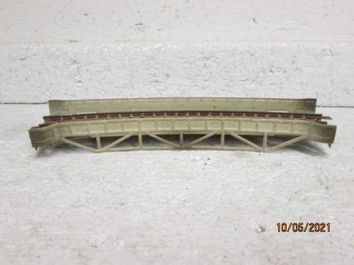 HO SCALE : MARKLIN : M TRACK - CURVED BRIDGE