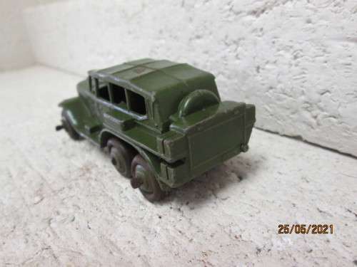 DINKY TOYS : ARMY TRUCK