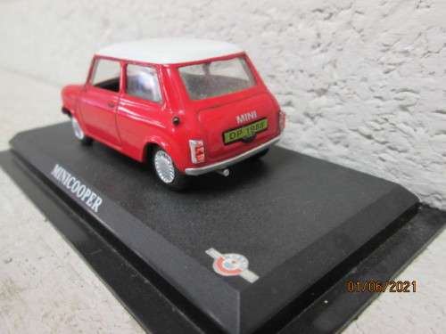 1:43 SCALE : MINI COOPER