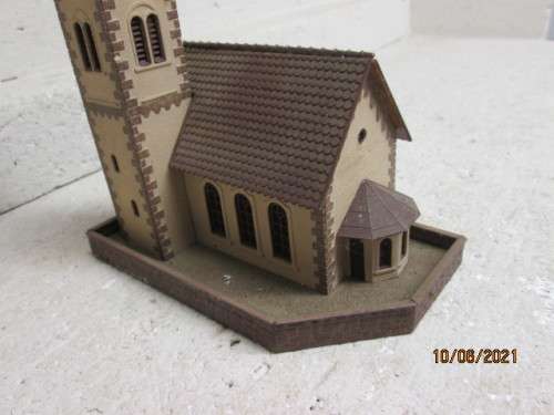 HO SCALE : CHURCH