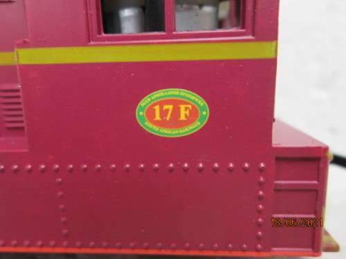 HO SCALE : MODEL POWER : SAR : 17F SHUNTER - BOXED