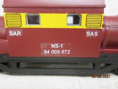 HO SCALE : SAR STEAM HEATER VAN - BOXED