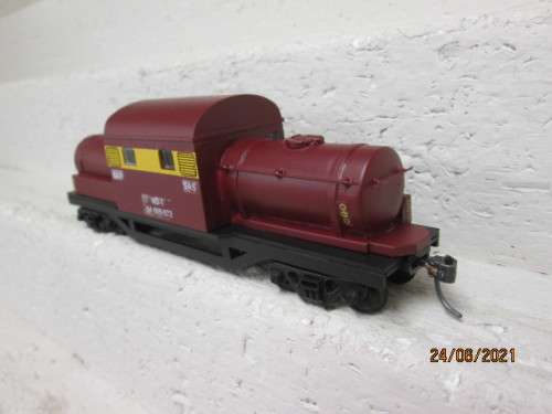 HO SCALE : SAR STEAM HEATER VAN - BOXED