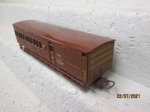HO SCALE : LIMA : SAR : V8 GUARDS VAN