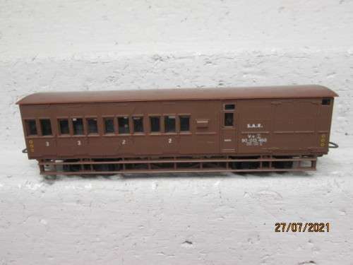 HO SCALE : LIMA SAR : V8 GAURDS VAN